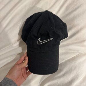 Nike Black & White Logo Sports Baseball Cap